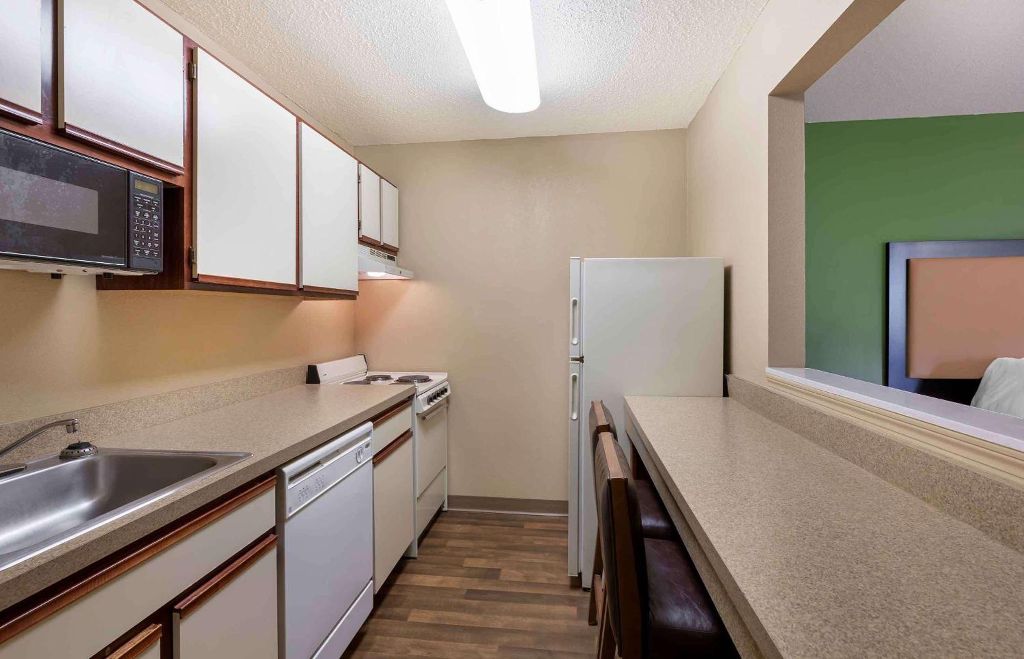 Extended Stay America Suites - Cleveland - Great Northern Mall North Olmsted Exterior photo