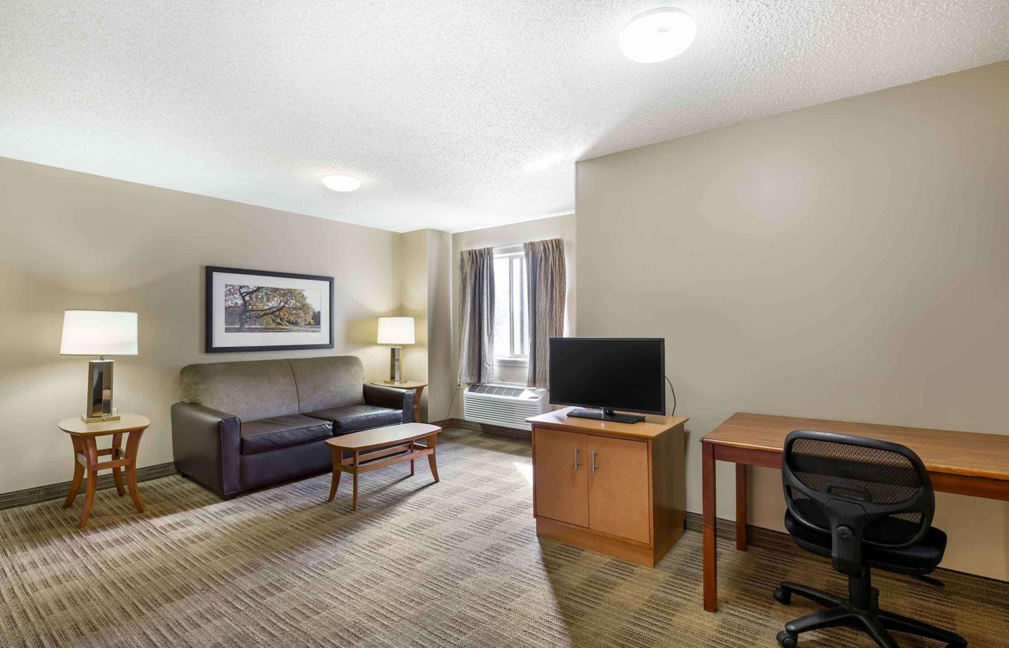 Extended Stay America Suites - Cleveland - Great Northern Mall North Olmsted Exterior photo