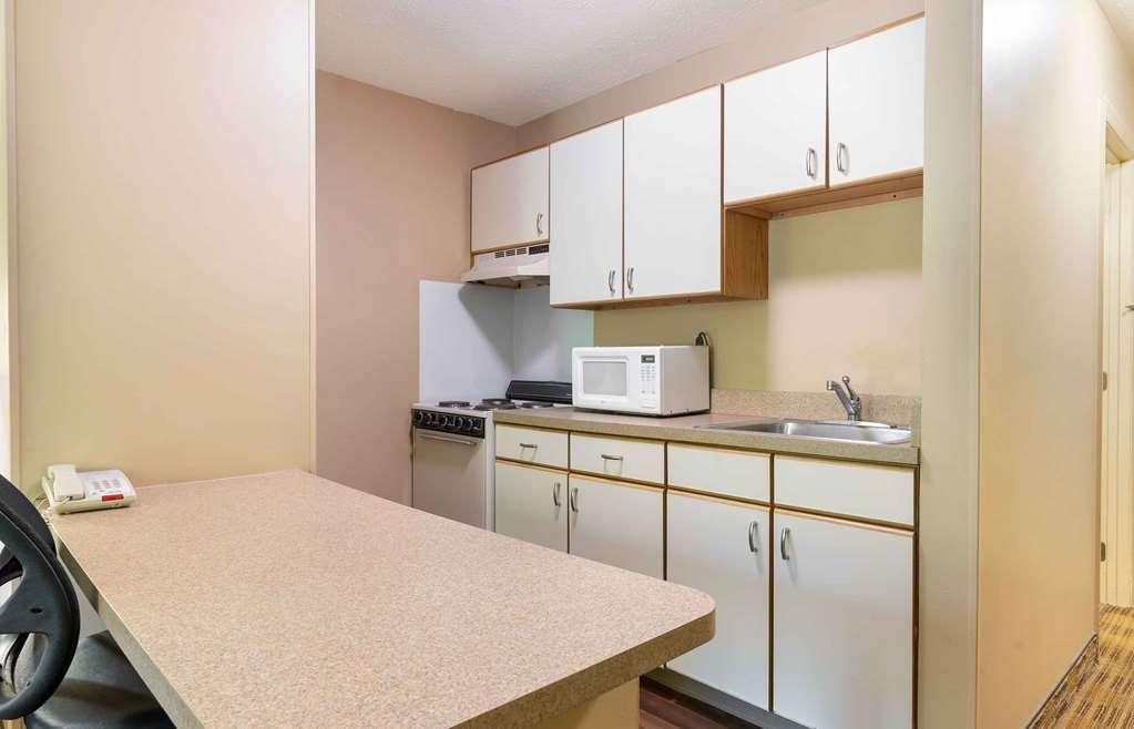 Extended Stay America Suites - Cleveland - Great Northern Mall North Olmsted Room photo