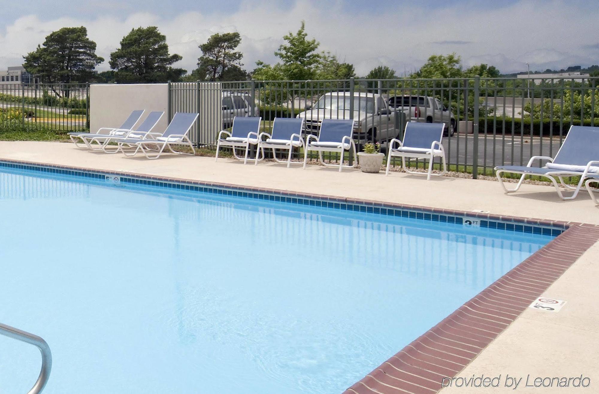 Extended Stay America Suites - Cleveland - Great Northern Mall North Olmsted Exterior photo
